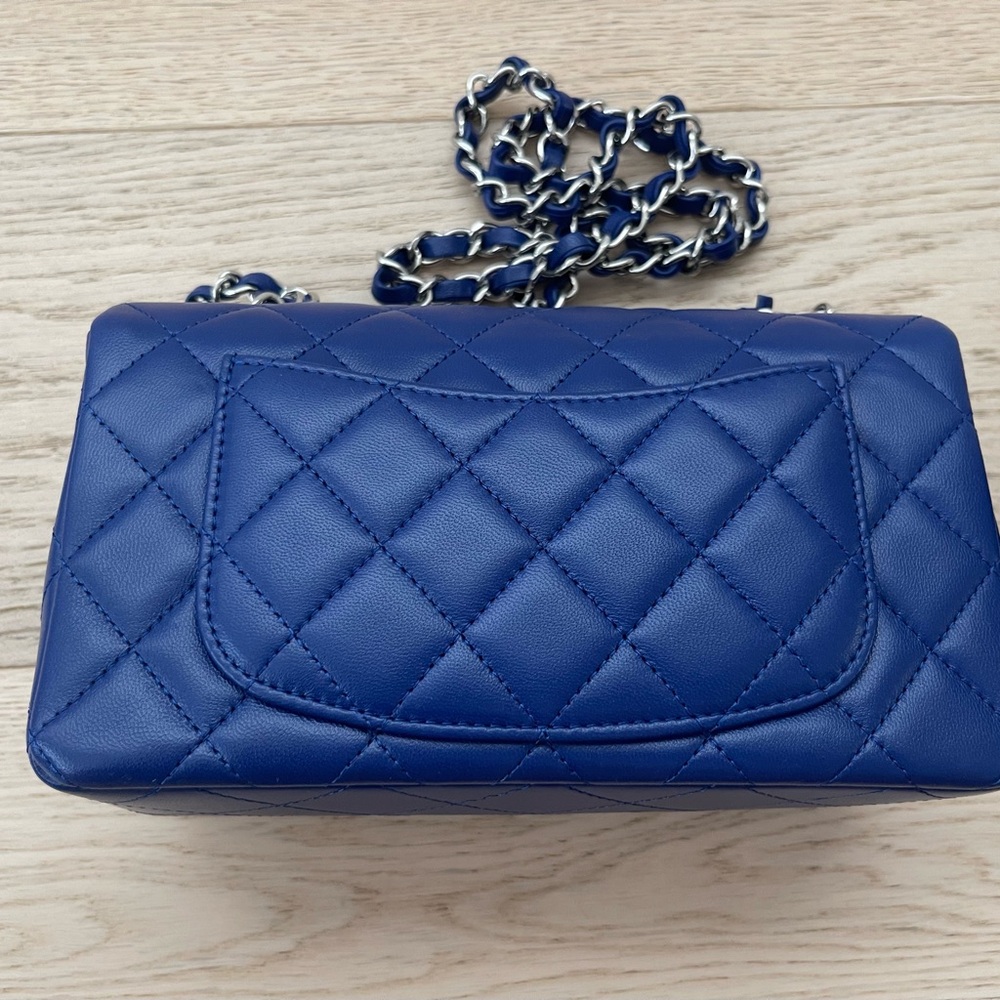 Chanel Mini Flap Bag - Picture 5 of 6